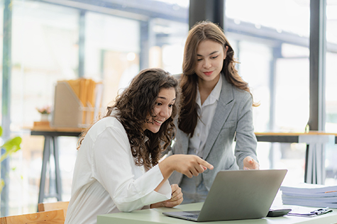 Do recruiters form an opinion about the candidate after reviewing their résumé and CV?